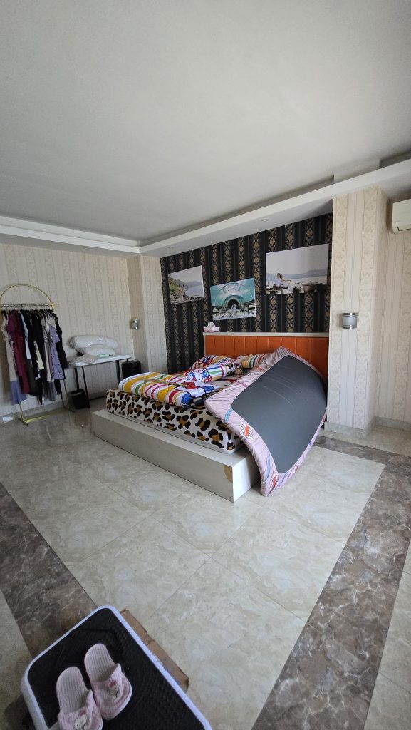 WhatsApp Image 2025-09-24 at 17.04.07